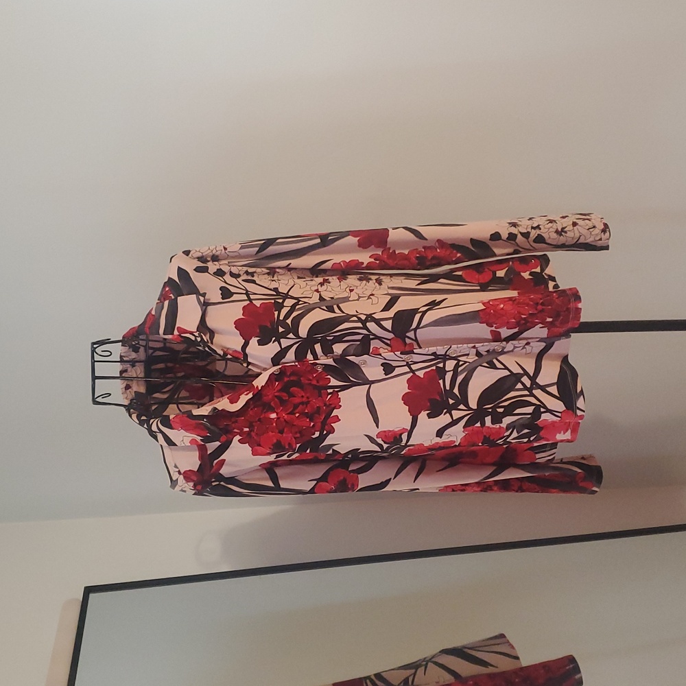 Tommy Hilfinger Floral Women's Top - Red and Black